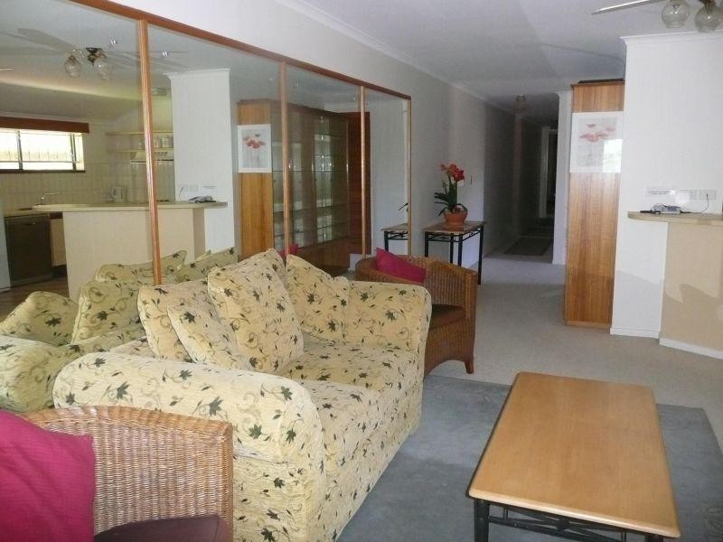 18/97 Sylvan Beach Esplanade, Bellara QLD 4507