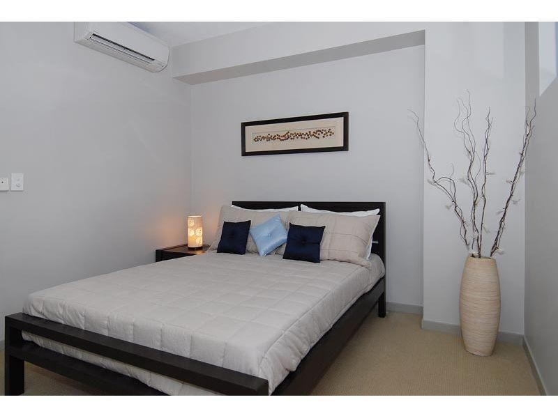 Yorkeys Knob QLD 4878