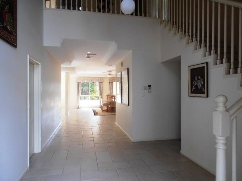 9 Whitehaven Close, Clifton Beach QLD 4879