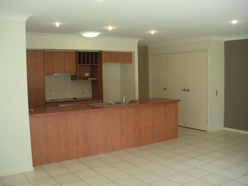 47/302 Christine Avenue, Varsity Lakes QLD 4227