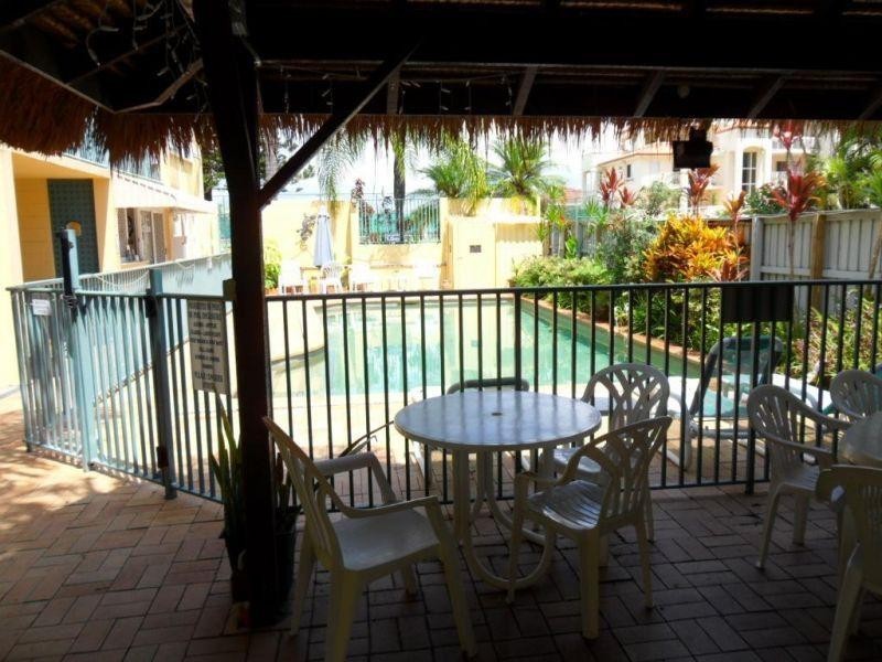 05/3 Redondo Avenue, Miami QLD 4220