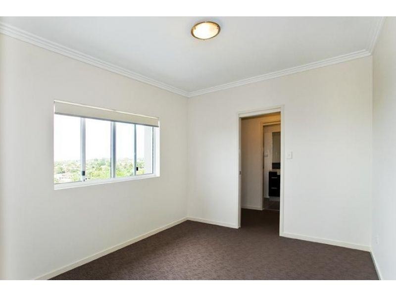 11/13 Louis St, Redcliffe QLD 4020