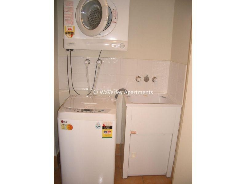 16-26 Waverley Street, Southport QLD 4215