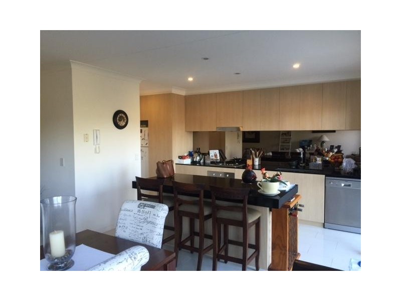 75 Easthill Drive, Robina QLD 4226