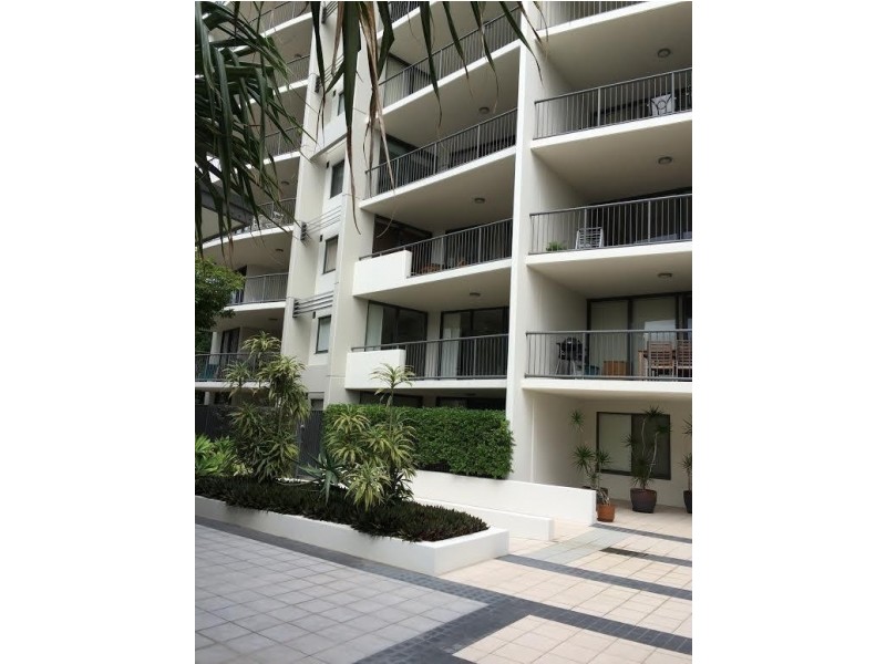 1032/18 Manning Street, Milton QLD 4064