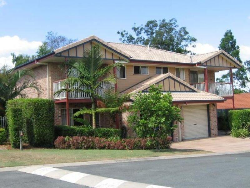 8 Honeysuckle Way, Calamvale QLD 4116