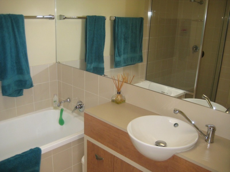 136 Palm Meadows Drive, Carrara QLD 4211
