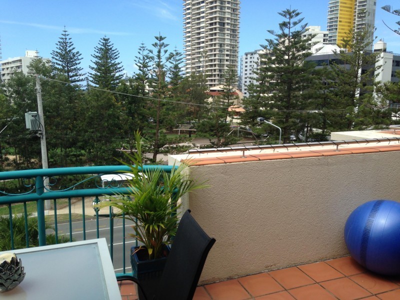 37C/112 Surf Parade, Broadbeach QLD 4218