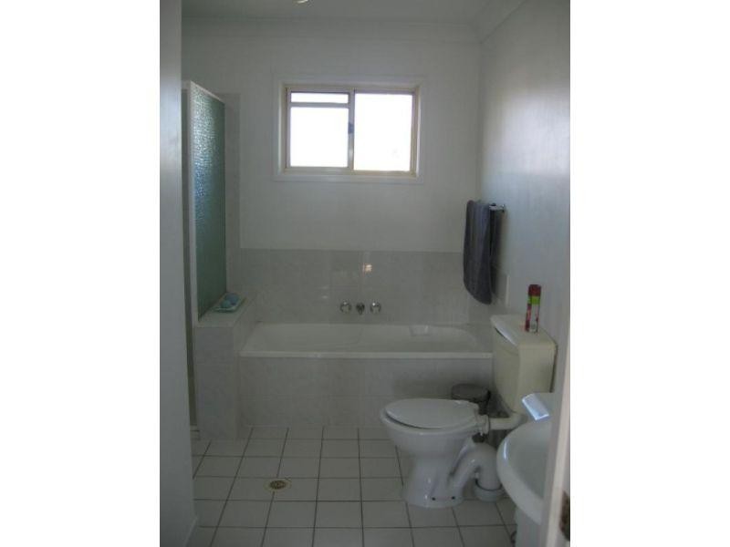 MON MON/9 Bayside Court, Thorneside QLD 4158