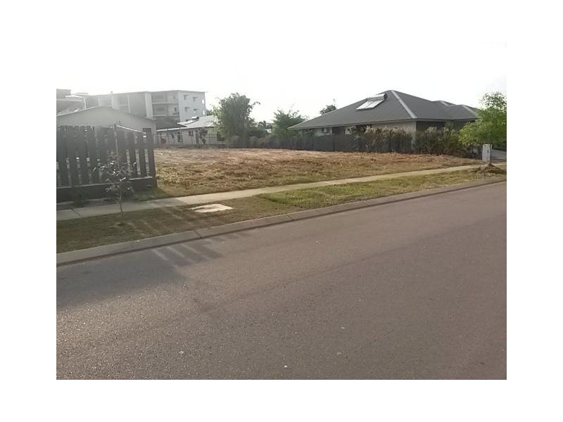 7 Balikpapan Court, Johnston NT 0832