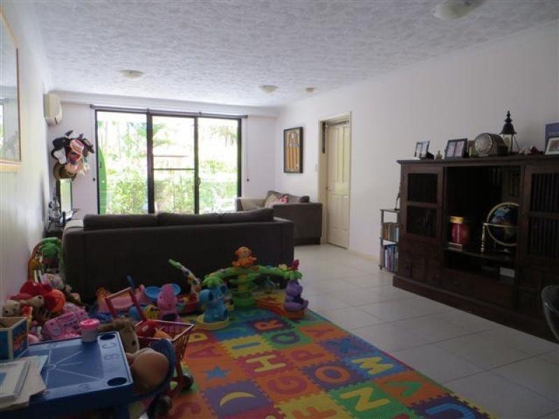 16 Markeri Street, Mermaid Beach QLD 4218