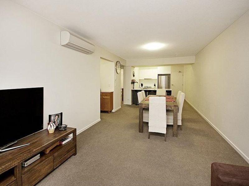 53 Wyandra, Teneriffe QLD 4005