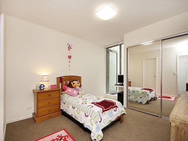 53 Wyandra, Teneriffe QLD 4005