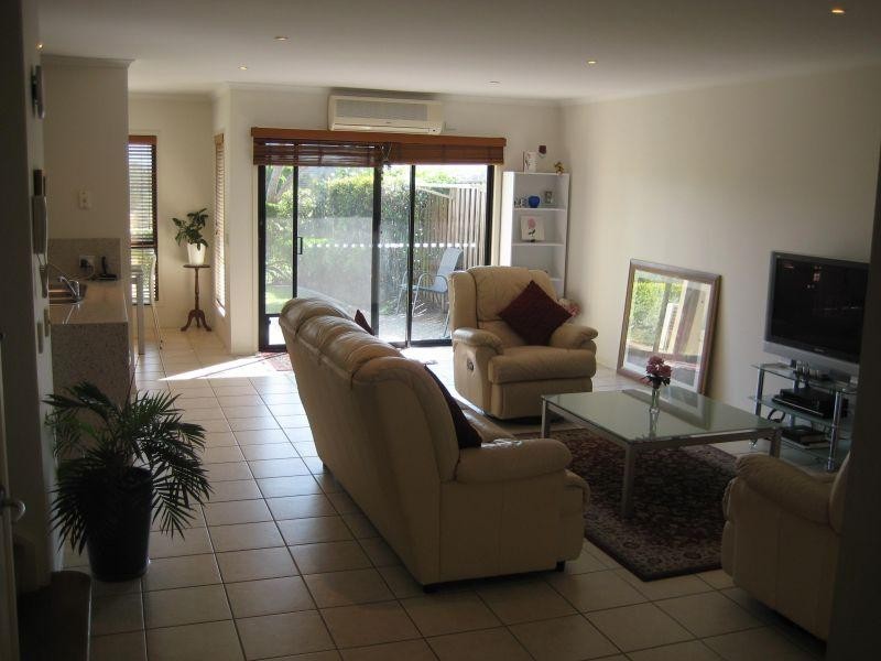 136 Palm Meadows Drive, Carrara QLD 4211