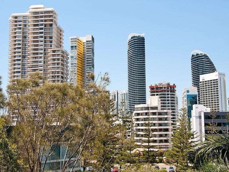 121  Surf Parade, Broadbeach QLD 4218