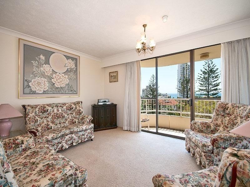 121  Surf Parade, Broadbeach QLD 4218