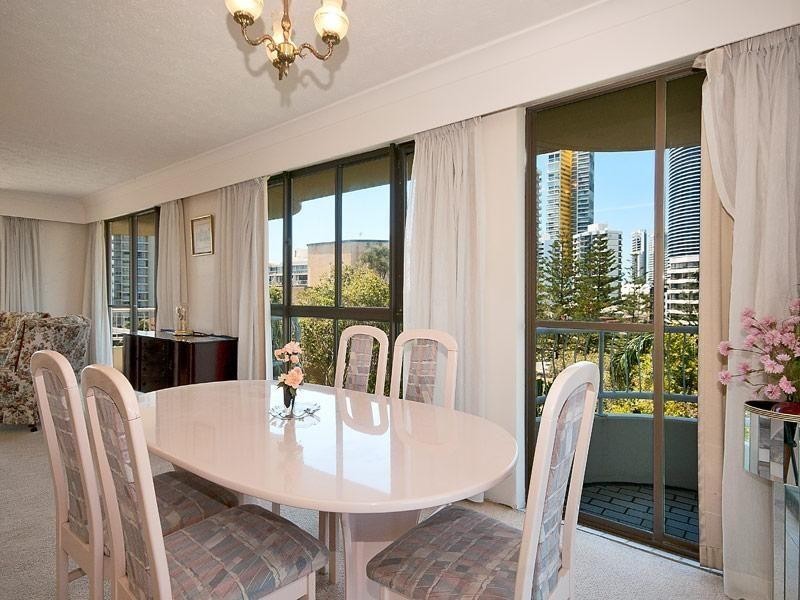 121  Surf Parade, Broadbeach QLD 4218