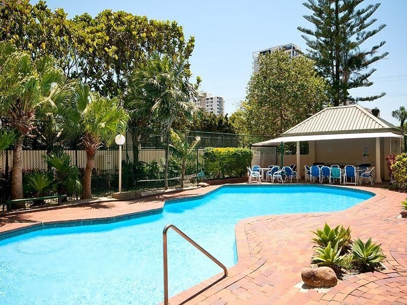 121  Surf Parade, Broadbeach QLD 4218