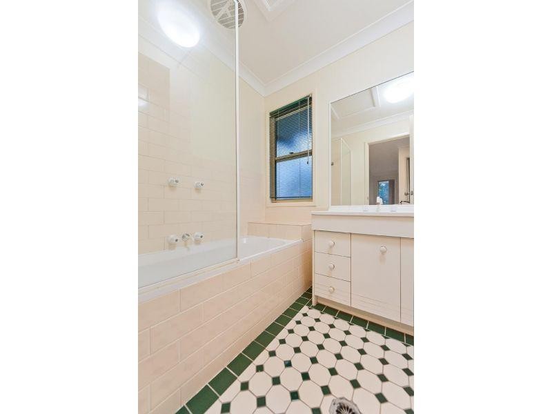 125 Hansford Road, Coombabah QLD 4216