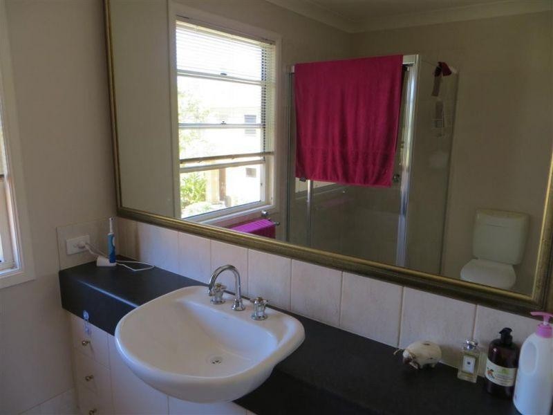 12/99 Heeb Street, Benowa QLD 4217