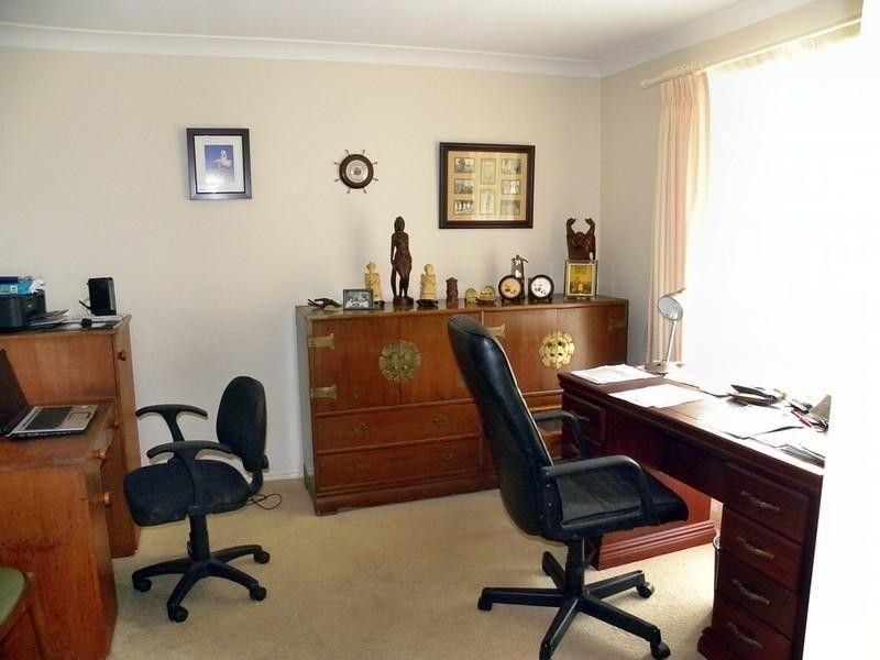 40 Cotlew St East, Southport QLD 4215