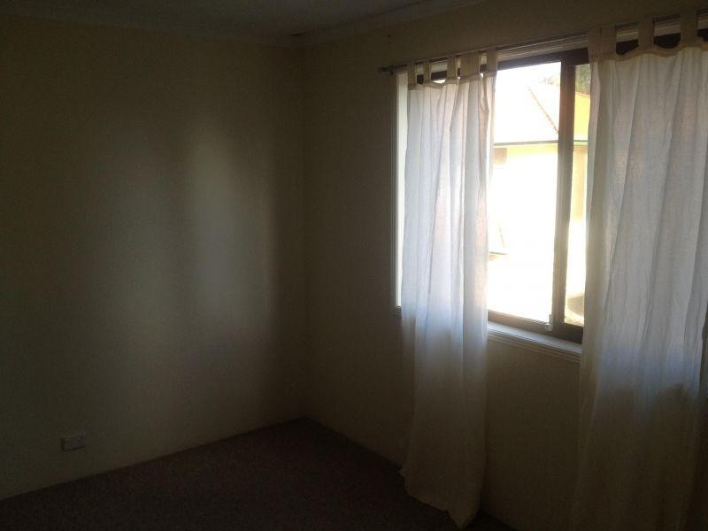 14  BRETT AVE, Labrador QLD 4215