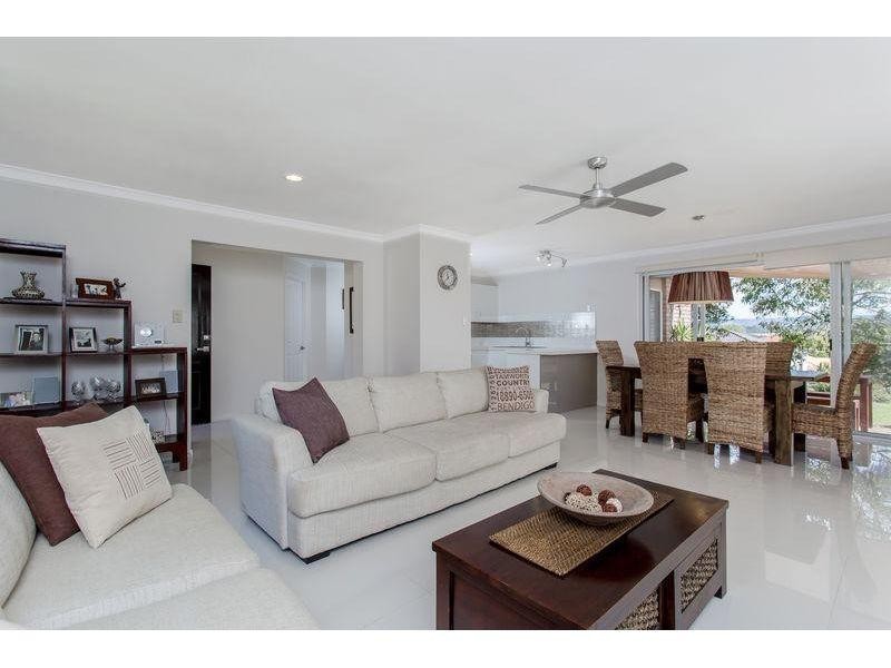 32 Tiger Drive, Arundel QLD 4214