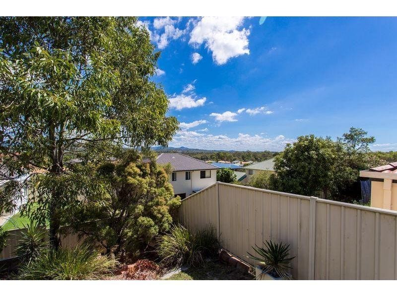 32 Tiger Drive, Arundel QLD 4214