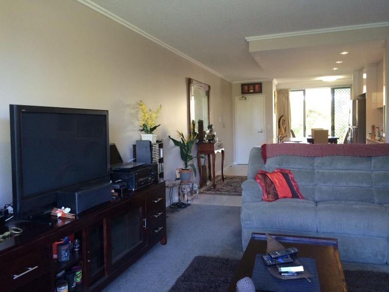 15/2 Gavin Crescent, Mermaid Beach QLD 4218