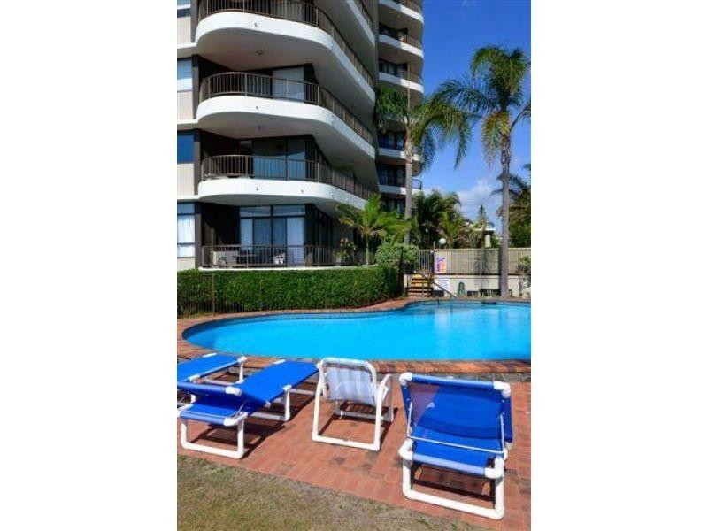 9  Bayview Street, Runaway Bay QLD 4216