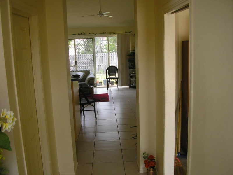 34 Albicore Street, Mermaid Waters QLD 4218