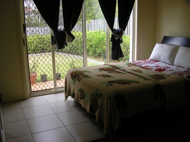 34 Albicore Street, Mermaid Waters QLD 4218
