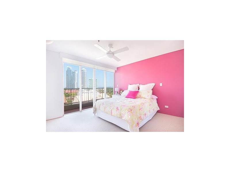 601/1 Peak Avenue, Main Beach QLD 4217