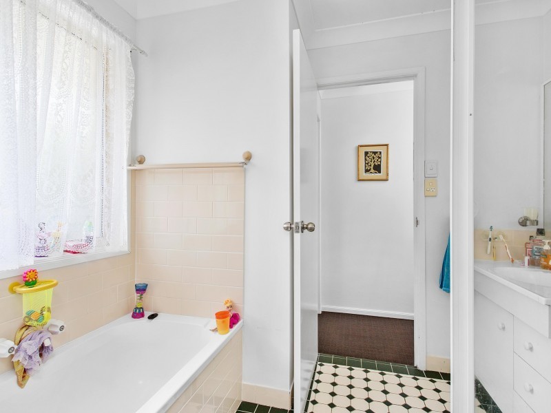 162/125 Hansford Road, Coombabah QLD 4216