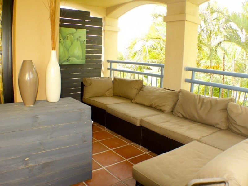 15/4 Monte Carlo Avenue, Surfers Paradise QLD 4217