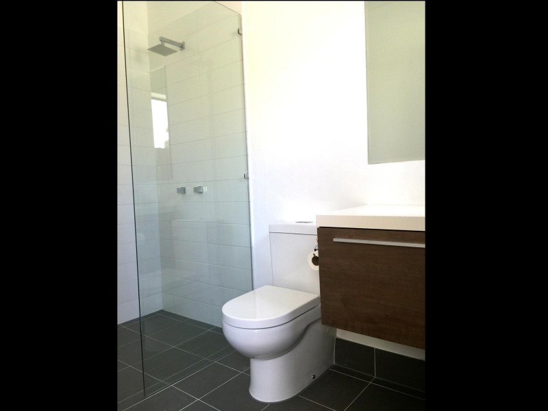 15/4 Monte Carlo Avenue, Surfers Paradise QLD 4217