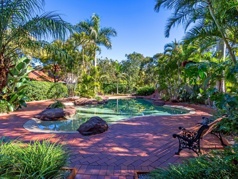260/125 Hansford Road, Coombabah QLD 4216