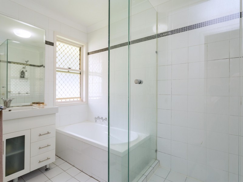 90/125 Hansford Road, Coombabah QLD 4216