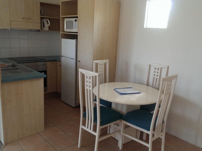 24/14 Purli St, Chevron Island QLD 4217