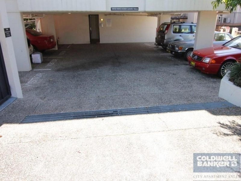 1/11-15 Owens Lane, Southport QLD 4215