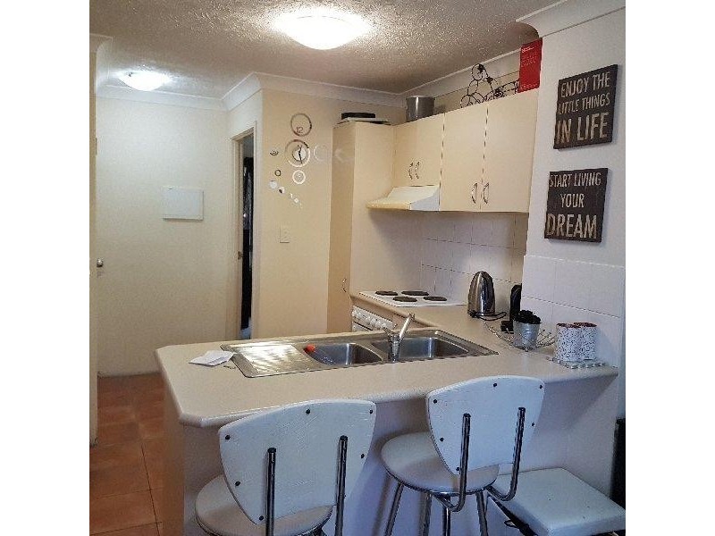 1/11-15 Owens Lane, Southport QLD 4215