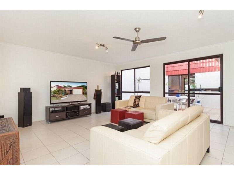 107/8 Longwood, Minyama QLD 4575