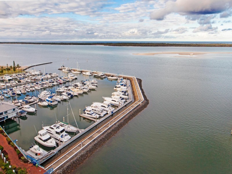 9 Bayview Street, Runaway Bay QLD 4216