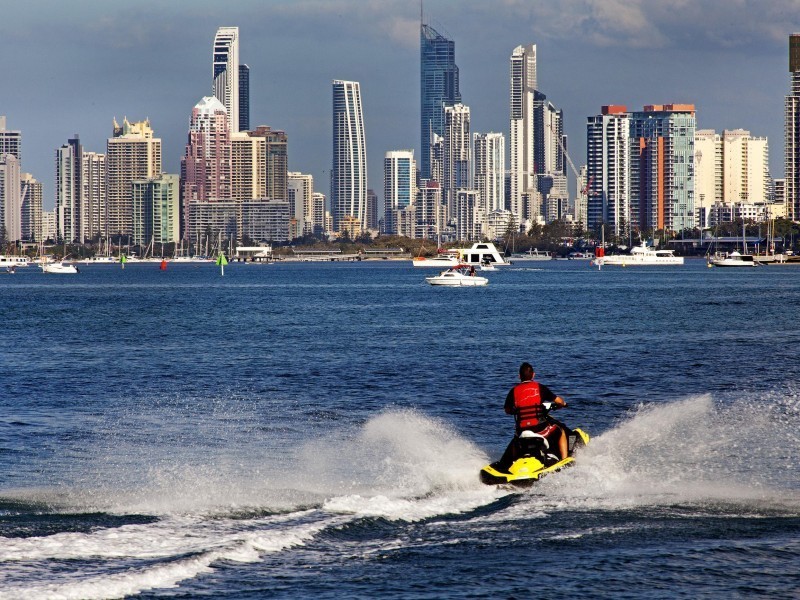 9 Bayview Street, Runaway Bay QLD 4216