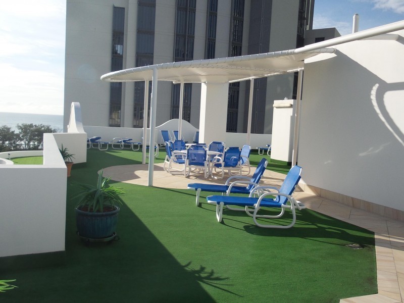 unit 103/8  Philip Ave, Broadbeach QLD 4218