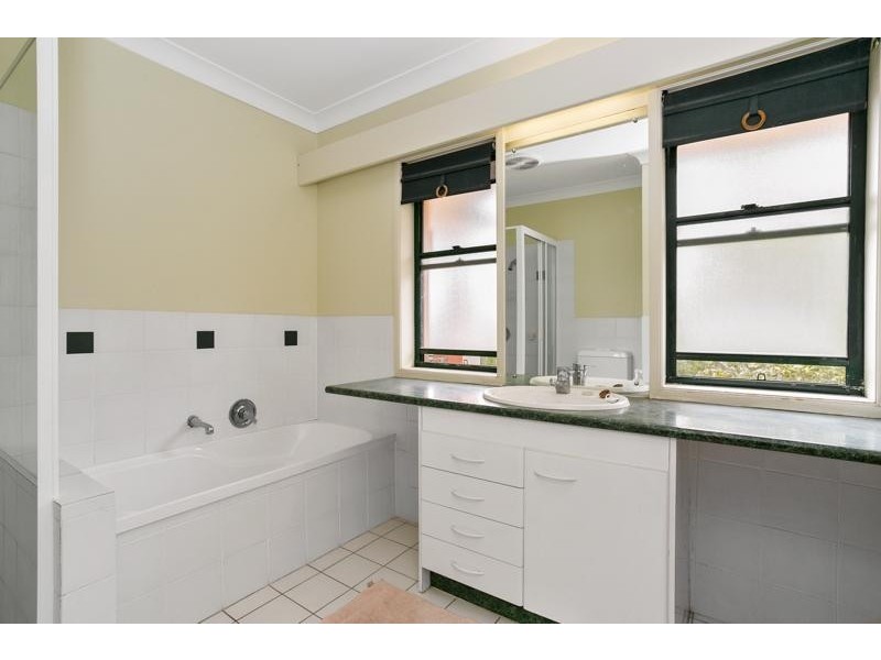 125 Hansford Road, Coombabah QLD 4216