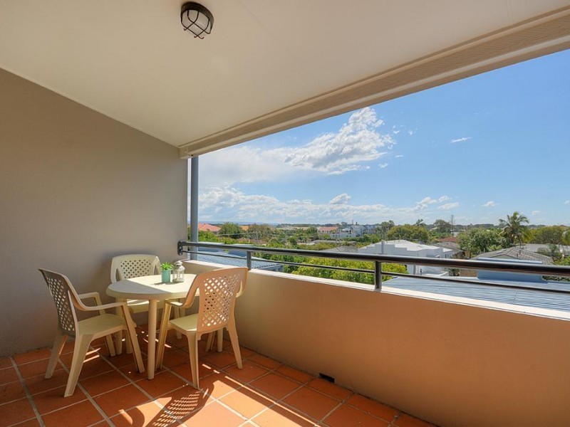 22/20-26 Illawong Street, Chevron Island QLD 4217