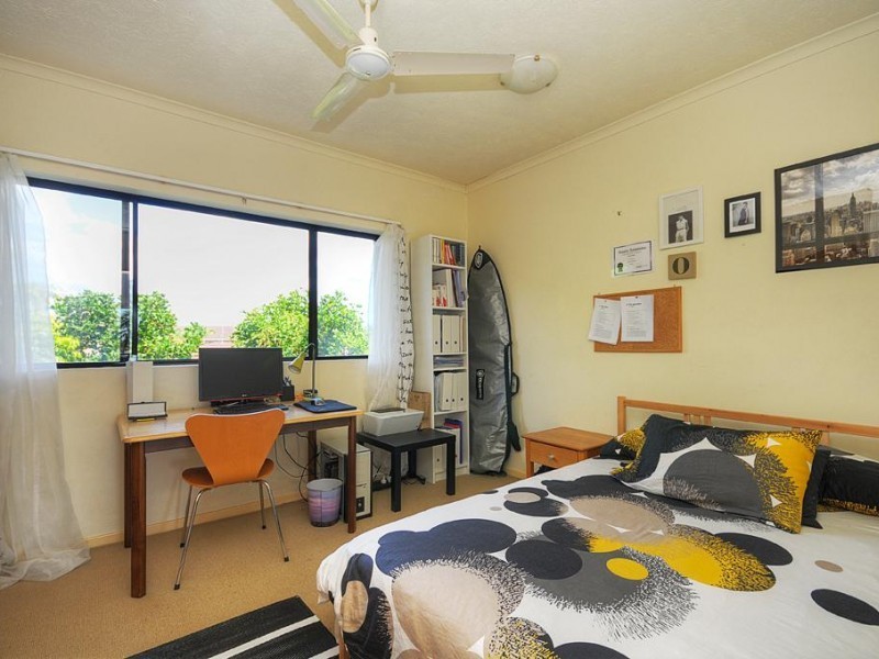 22/20-26 Illawong Street, Chevron Island QLD 4217