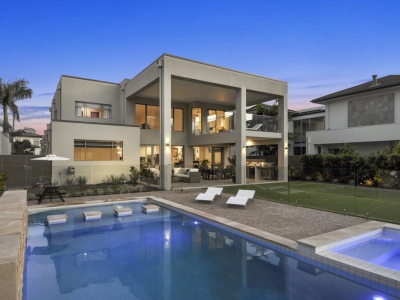 2518 Gracemere Circuit Nth, Hope Island QLD 4212