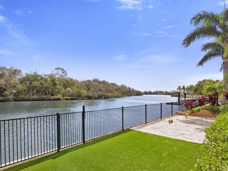 2518 Gracemere Circuit Nth, Hope Island QLD 4212